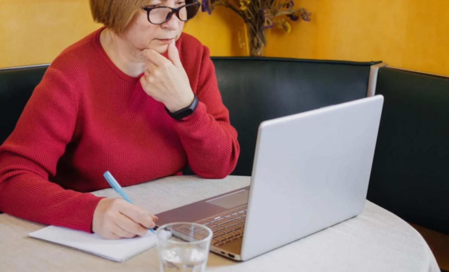 Interaktive Lernmethoden für Traffic-Optimierung